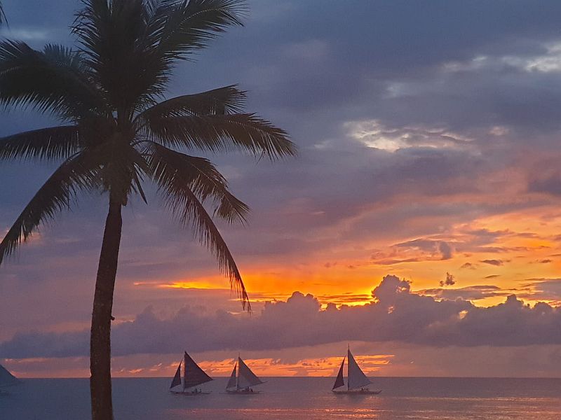 Paraw Sunset Cruise