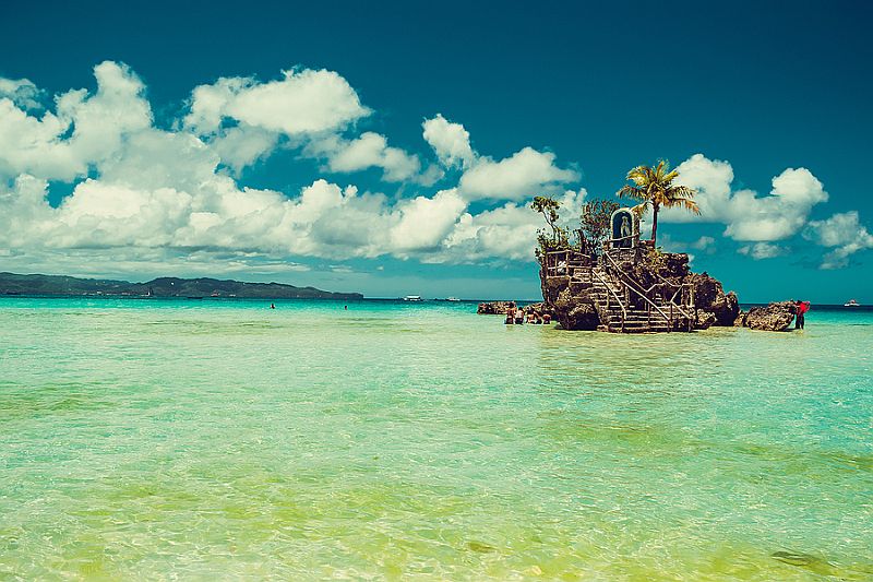 Willy's Rock Boracay