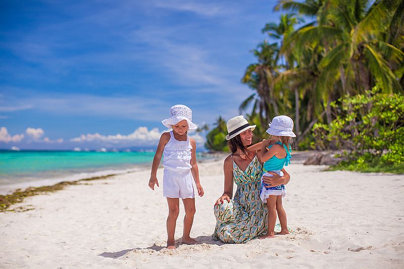Family in Boracah Beach