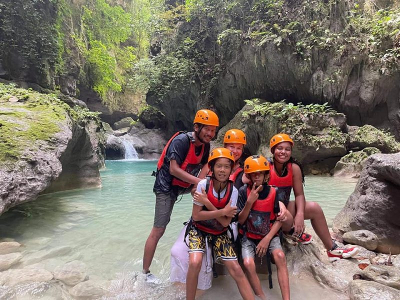 Canyoning Kawasan Falls Moalboal